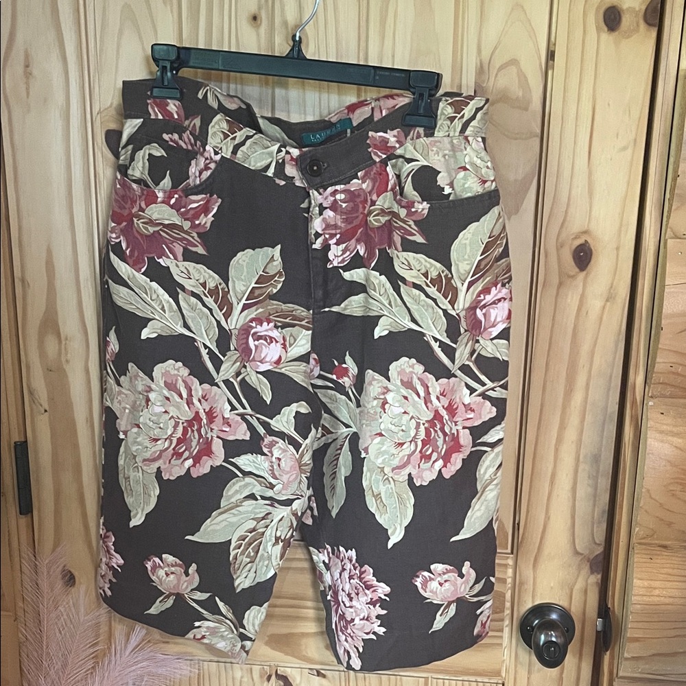 Lauren Ralph Lauren Floral Bermuda Shorts in Brown and Pink